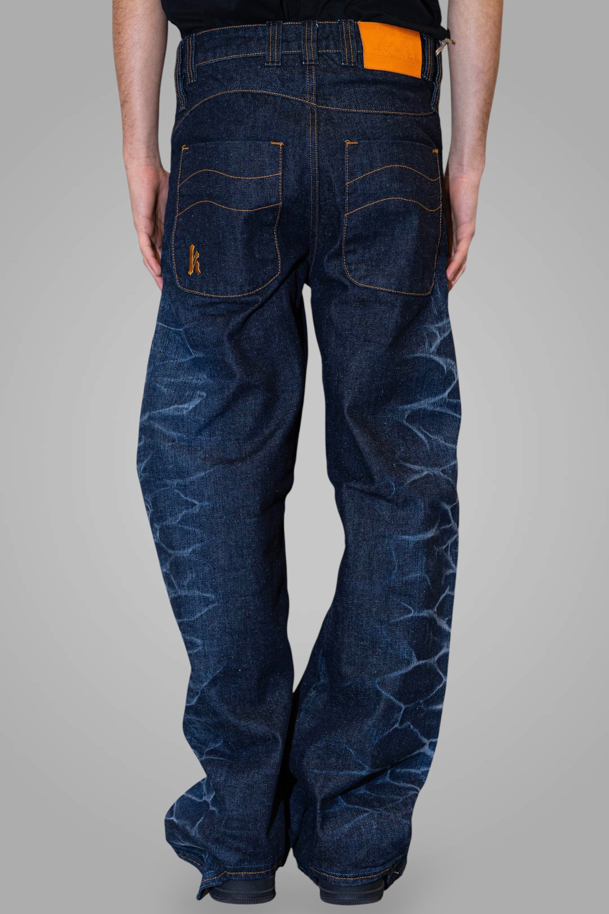 KARMINE TAILWARD// KOROMODAKO JEANS