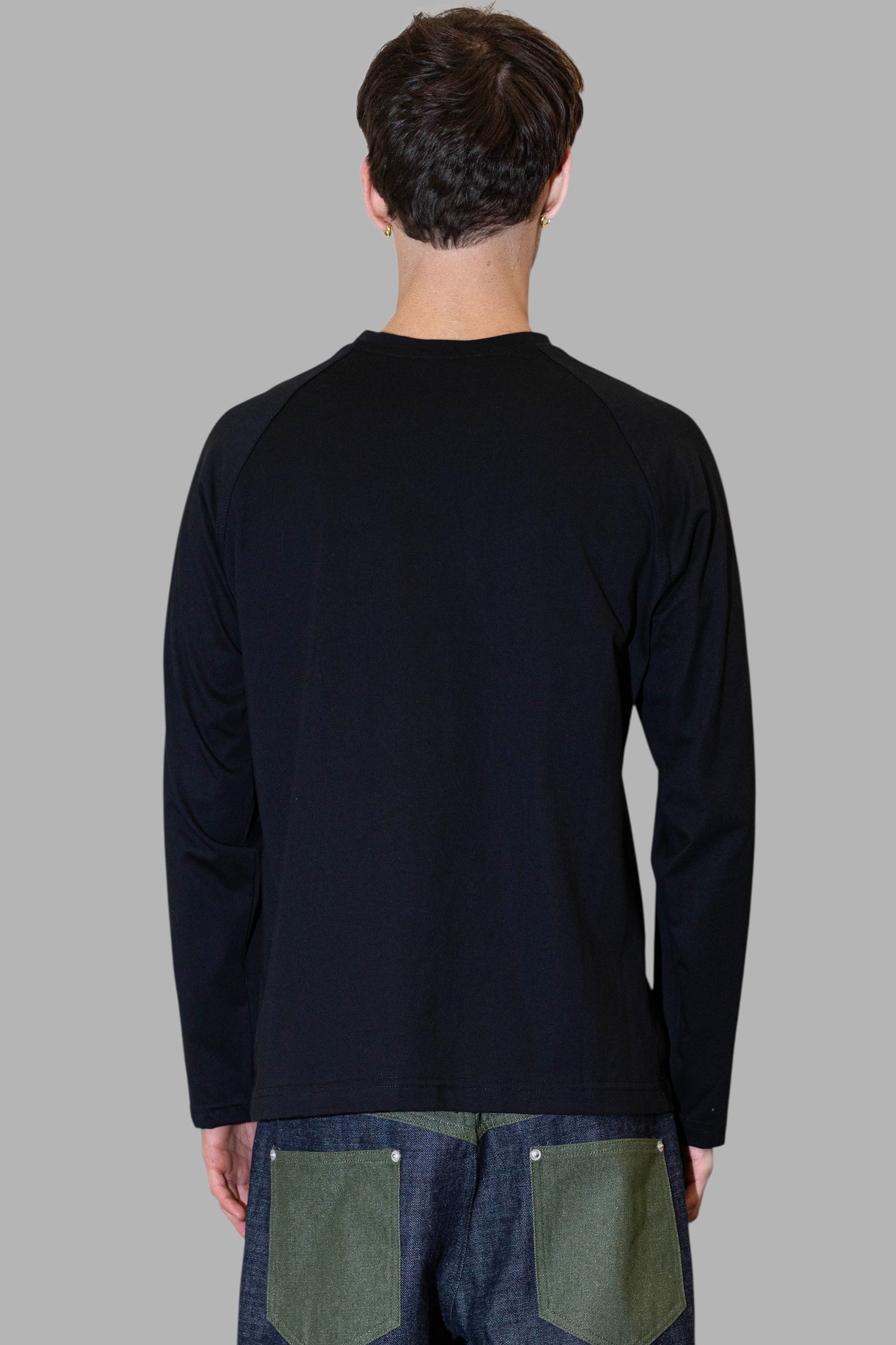ANOTHER ONE - BASIC LONGSLEEVE-NERA