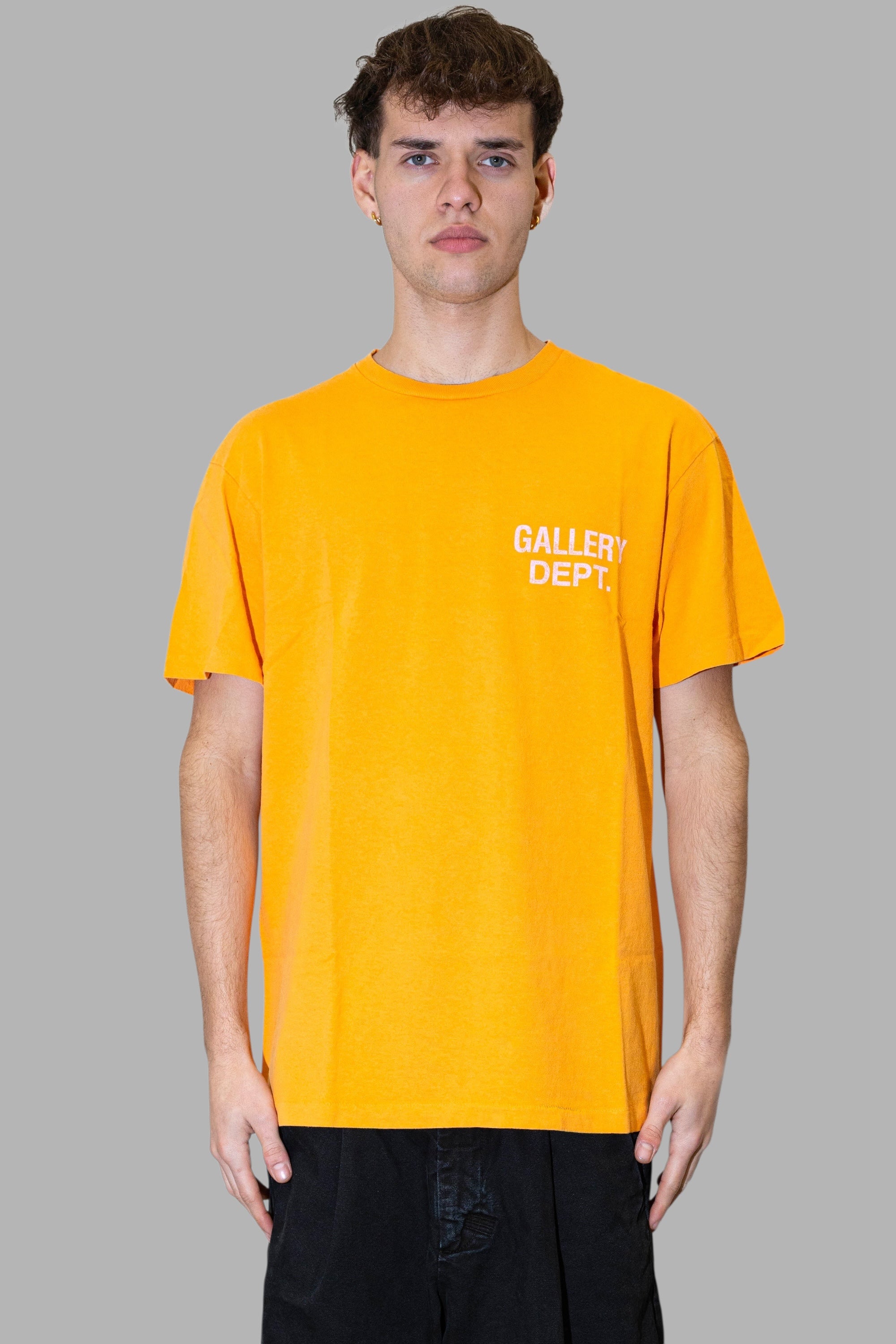 GALLERY DEPT- T-SHIRT ARANCIONE- LOGO ROSA